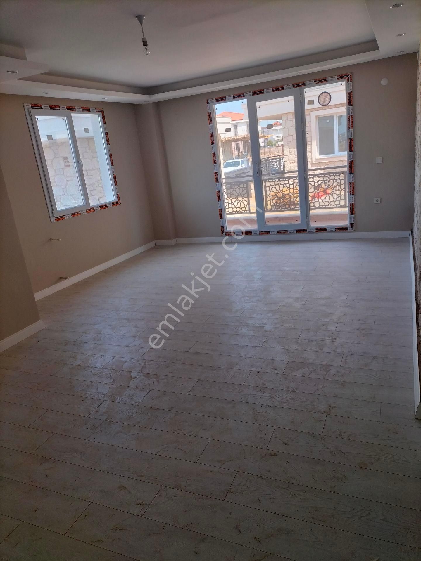 Taş Emlak'tan Havuzlu Sitede Satılık Daire - Görsel 5