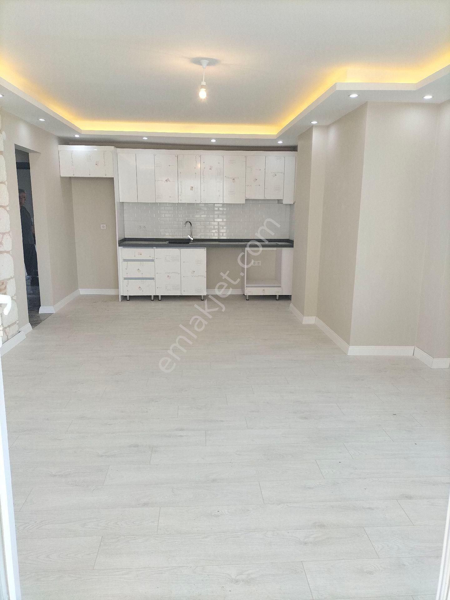 Taş Emlak'tan Havuzlu Sitede Satılık Daire - Görsel 9