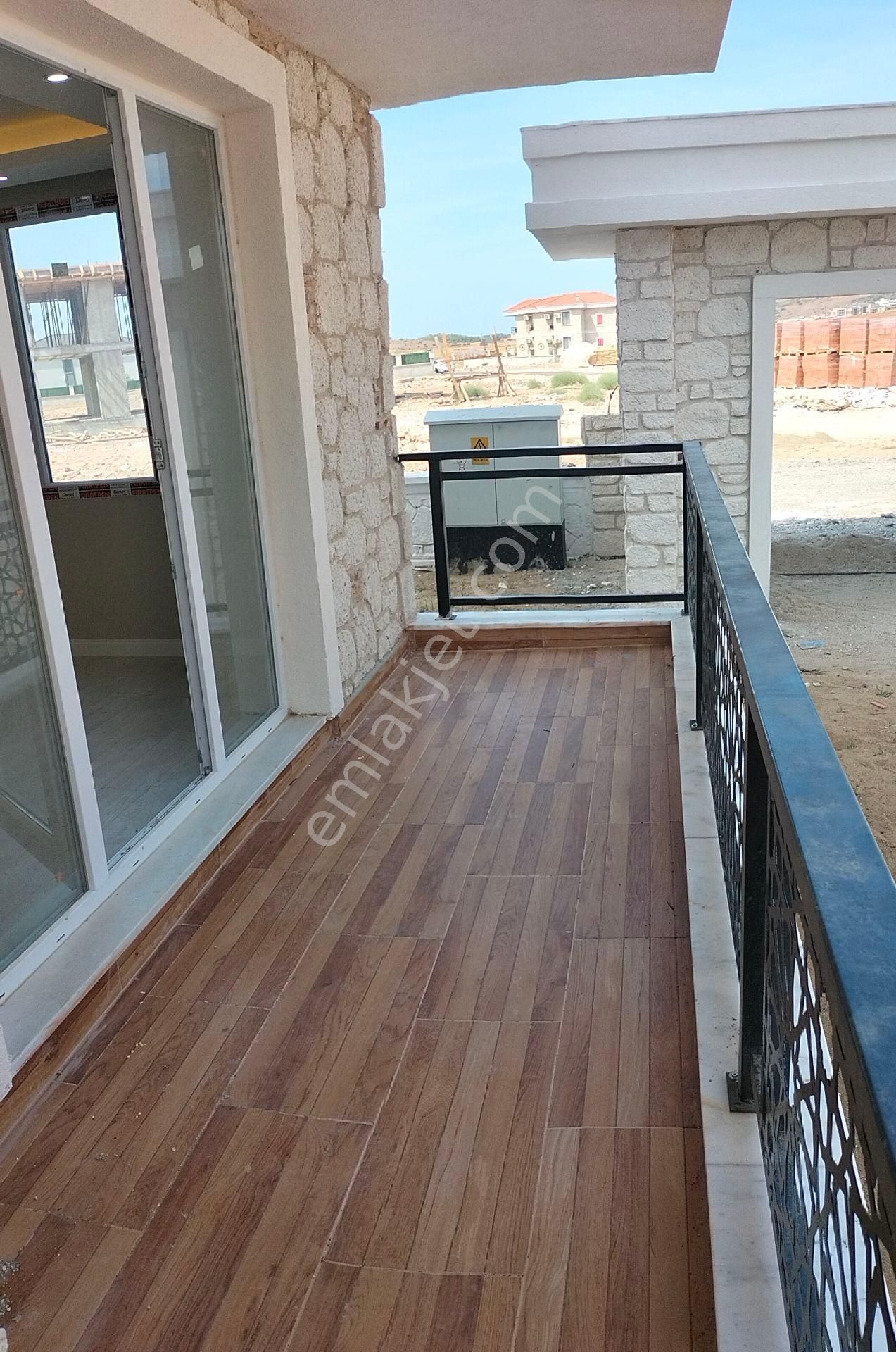 Taş Emlak'tan Havuzlu Sitede Satılık Daire - Görsel 10