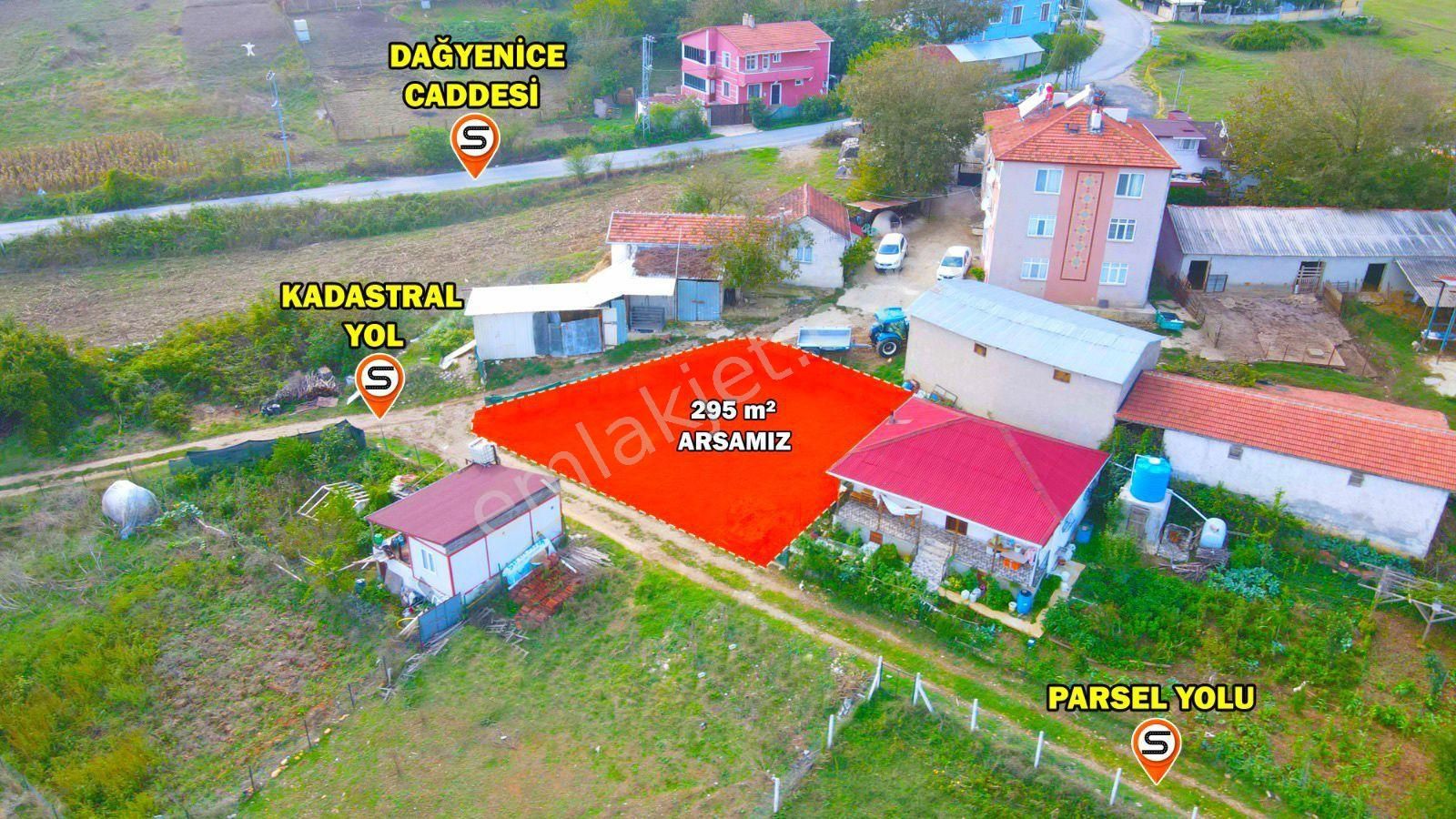 Çatalca Kalfa Satılık Tarla  ÇATALCA KALFAKÖY'DE KÖY İÇİ SATILIK 295 METRE ARSA