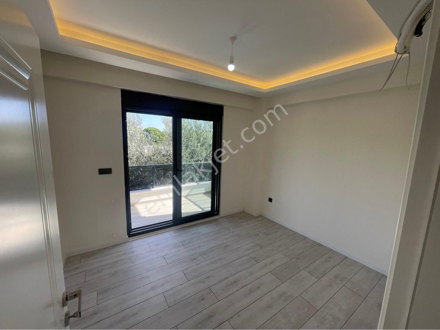 Mahmut Işler’den 7+1 Müstakil Bahçeli Lüx Villa - Görsel 11