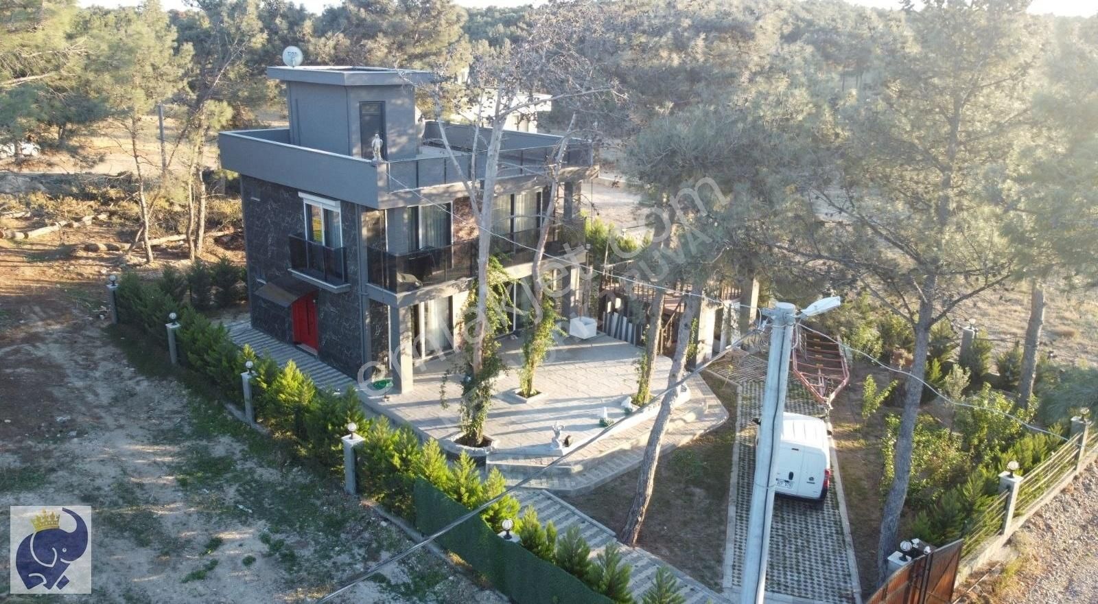 Ezine Kumburun Köyü (Beşike Eserevler Sitesi) Satılık Villa ÇANAKKALE EZİNE KUMBURUN TAŞKAPI KOYUNDA MÜSTAKİL LÜX VİLLA