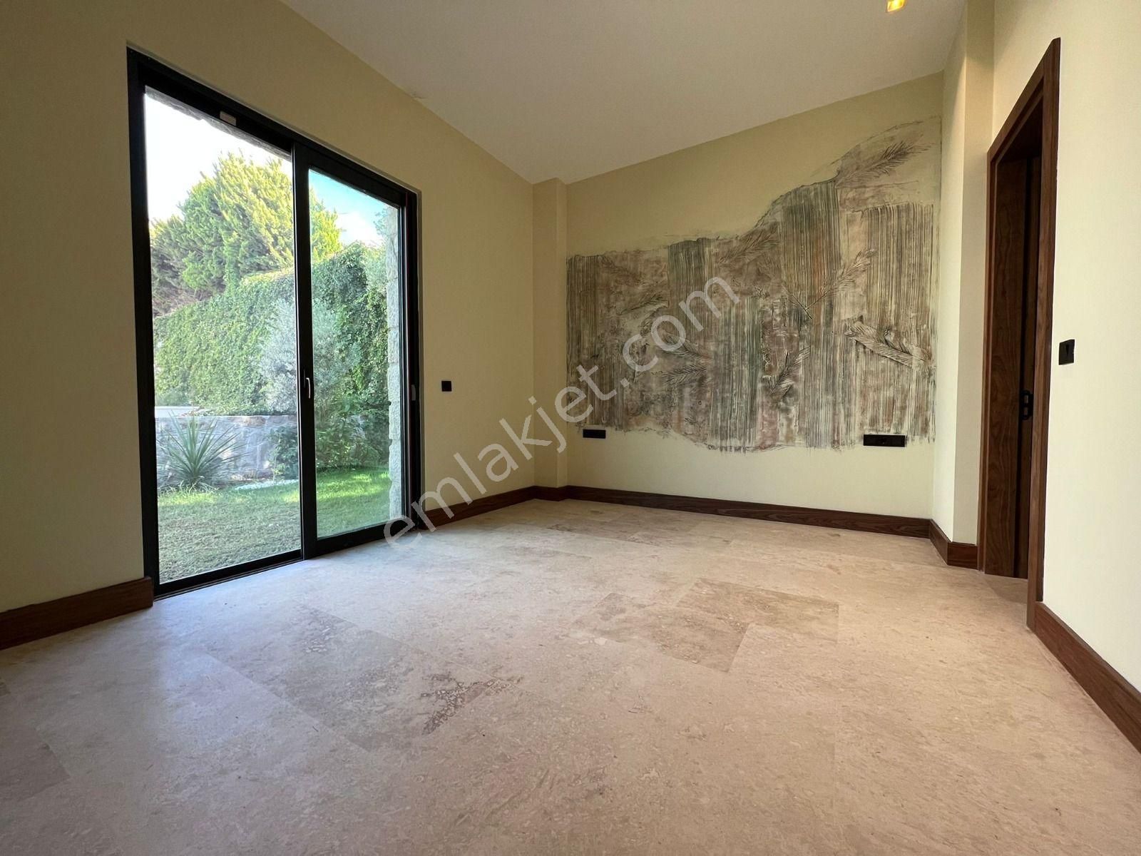 Bodrum Yalıkavak'ta Satılık Deniz Manzaralı 4+2 Müstakil Taş Villa - Görsel 22