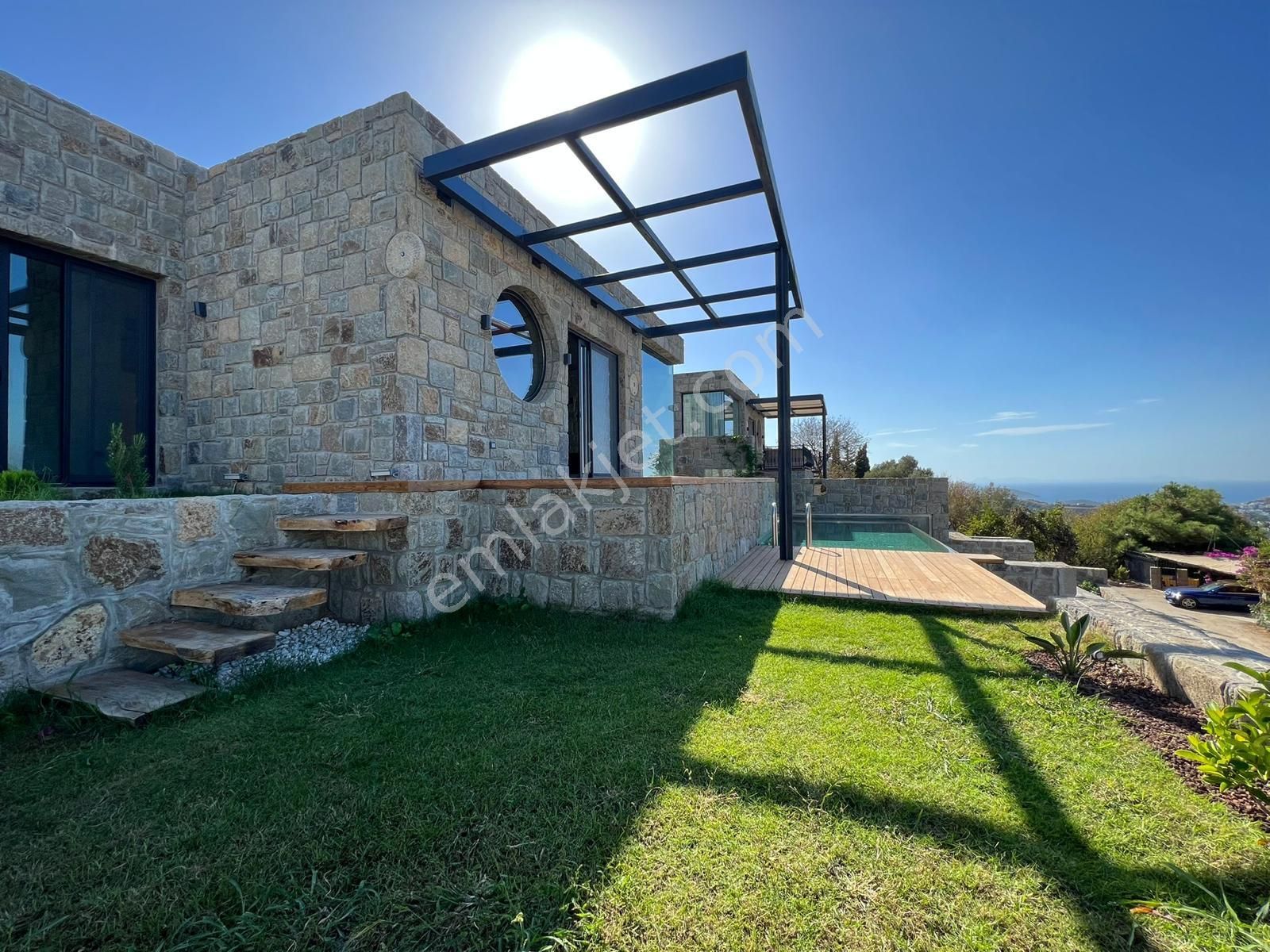 Bodrum Yalıkavak'ta Satılık Deniz Manzaralı 4+2 Müstakil Taş Villa - Görsel 4