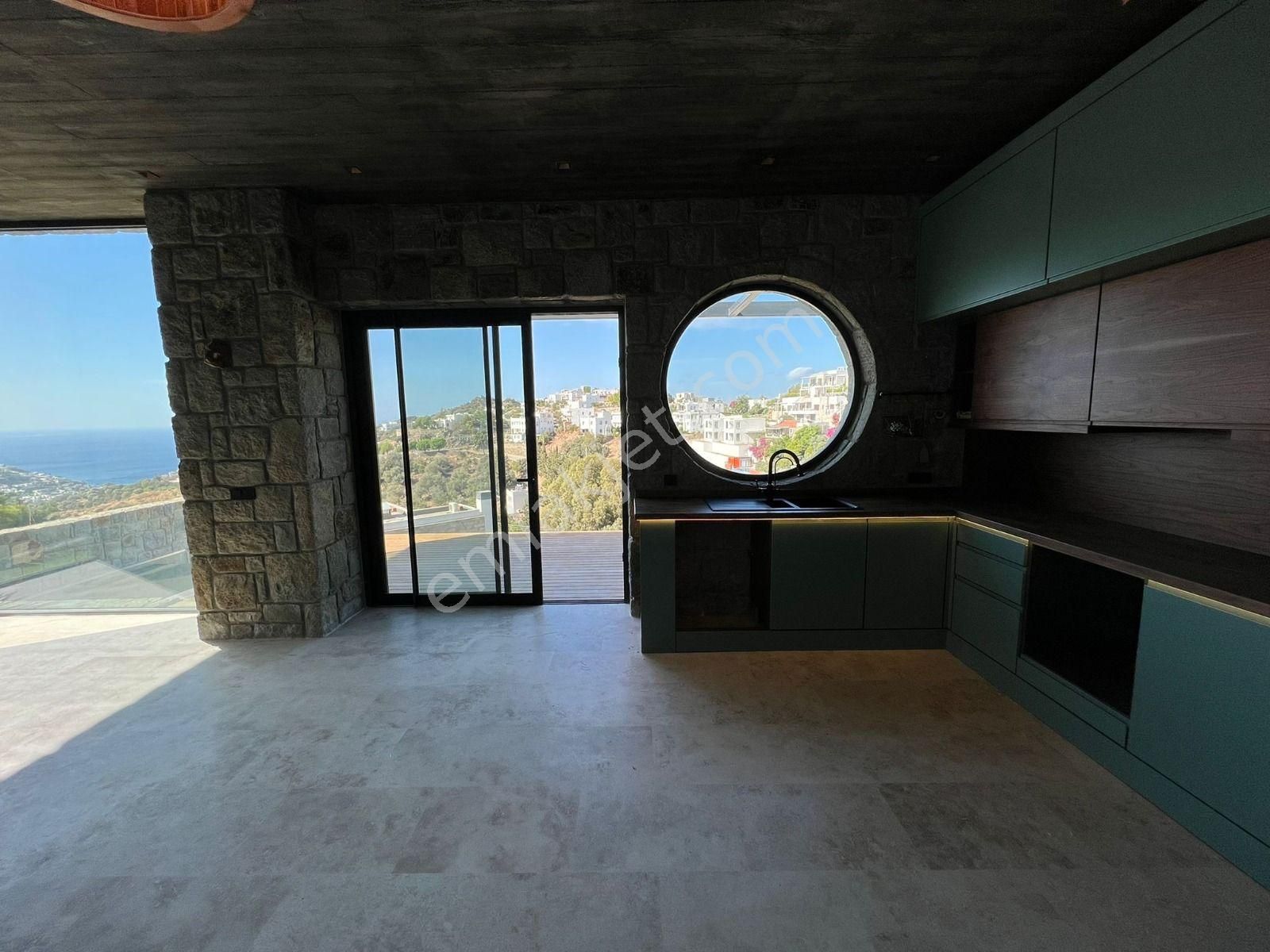 Bodrum Yalıkavak'ta Satılık Deniz Manzaralı 4+2 Müstakil Taş Villa - Görsel 17