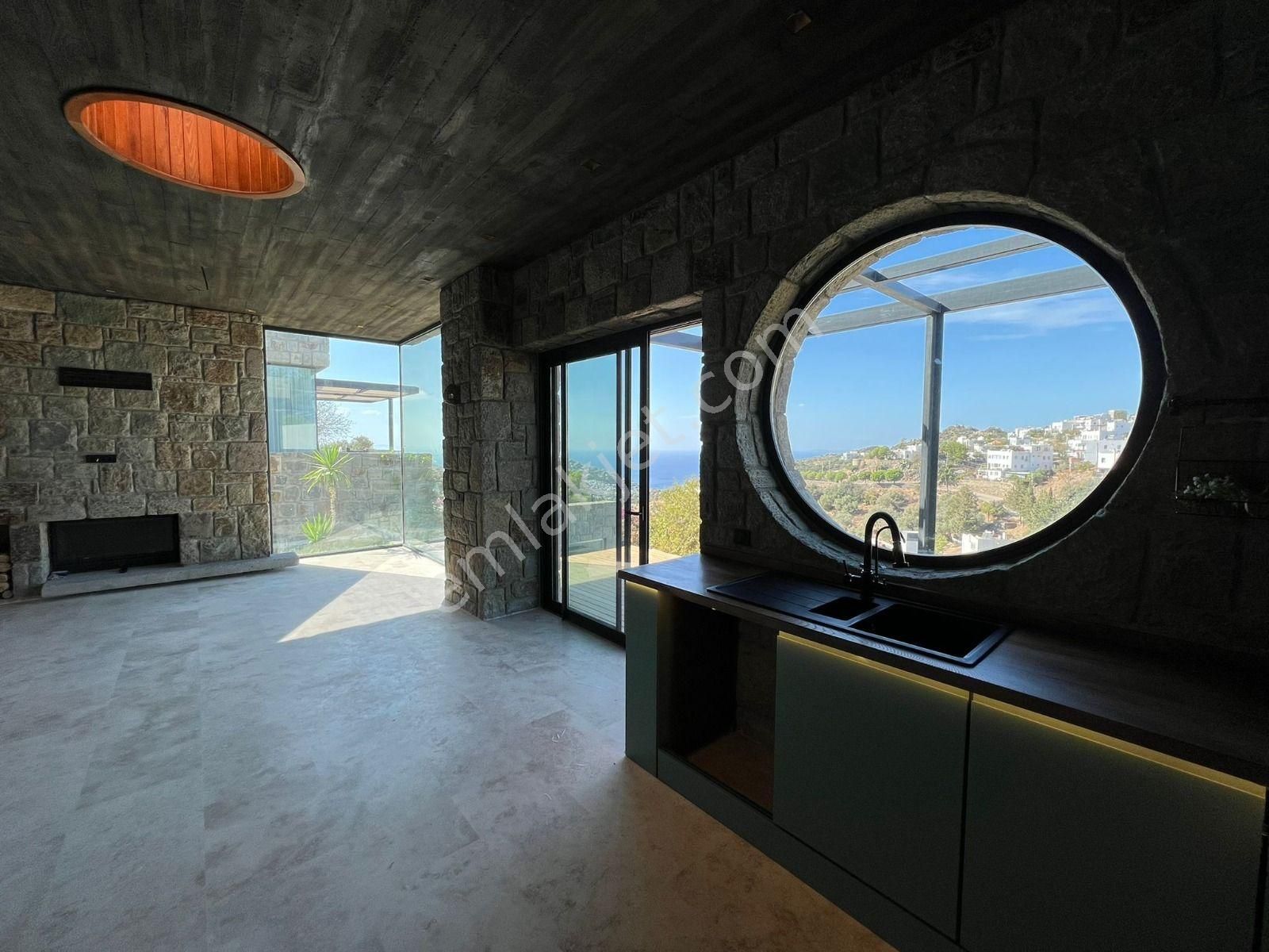 Bodrum Yalıkavak'ta Satılık Deniz Manzaralı 4+2 Müstakil Taş Villa - Görsel 15