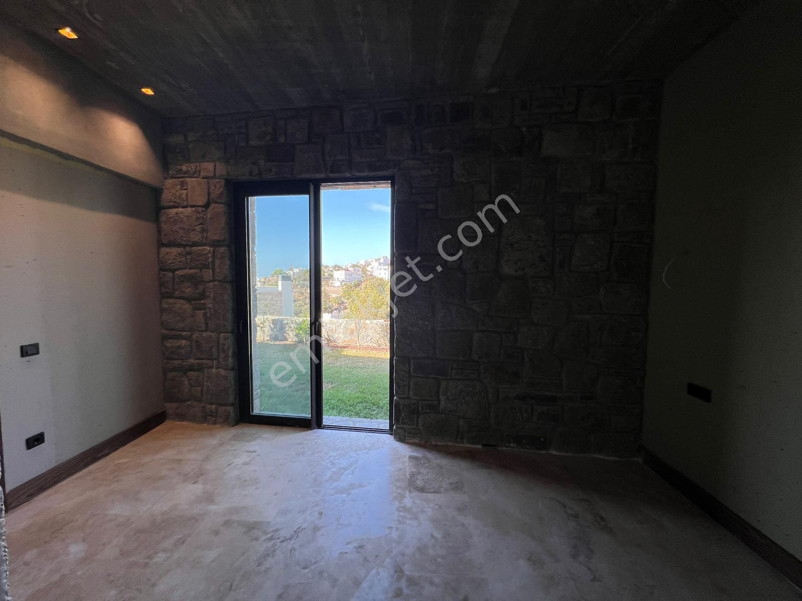 Bodrum Yalıkavak'ta Satılık Deniz Manzaralı 4+2 Müstakil Taş Villa - Görsel 24