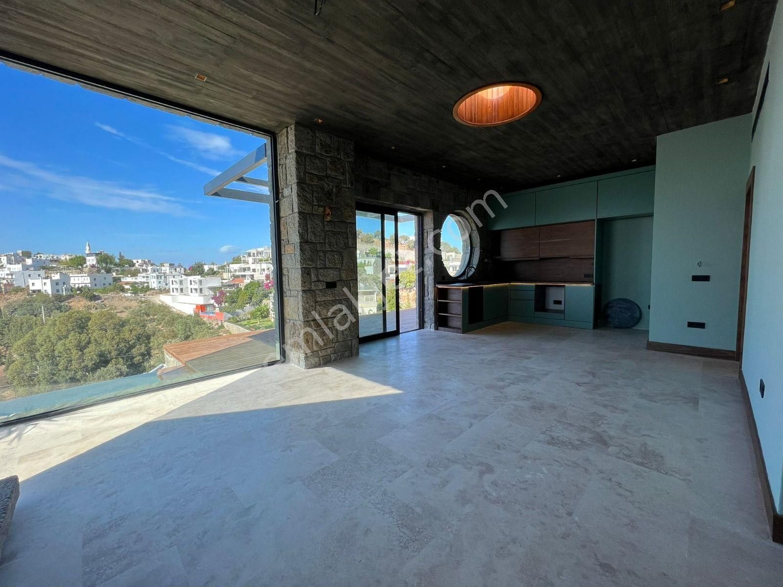 Bodrum Yalıkavak'ta Satılık Deniz Manzaralı 4+2 Müstakil Taş Villa - Görsel 16