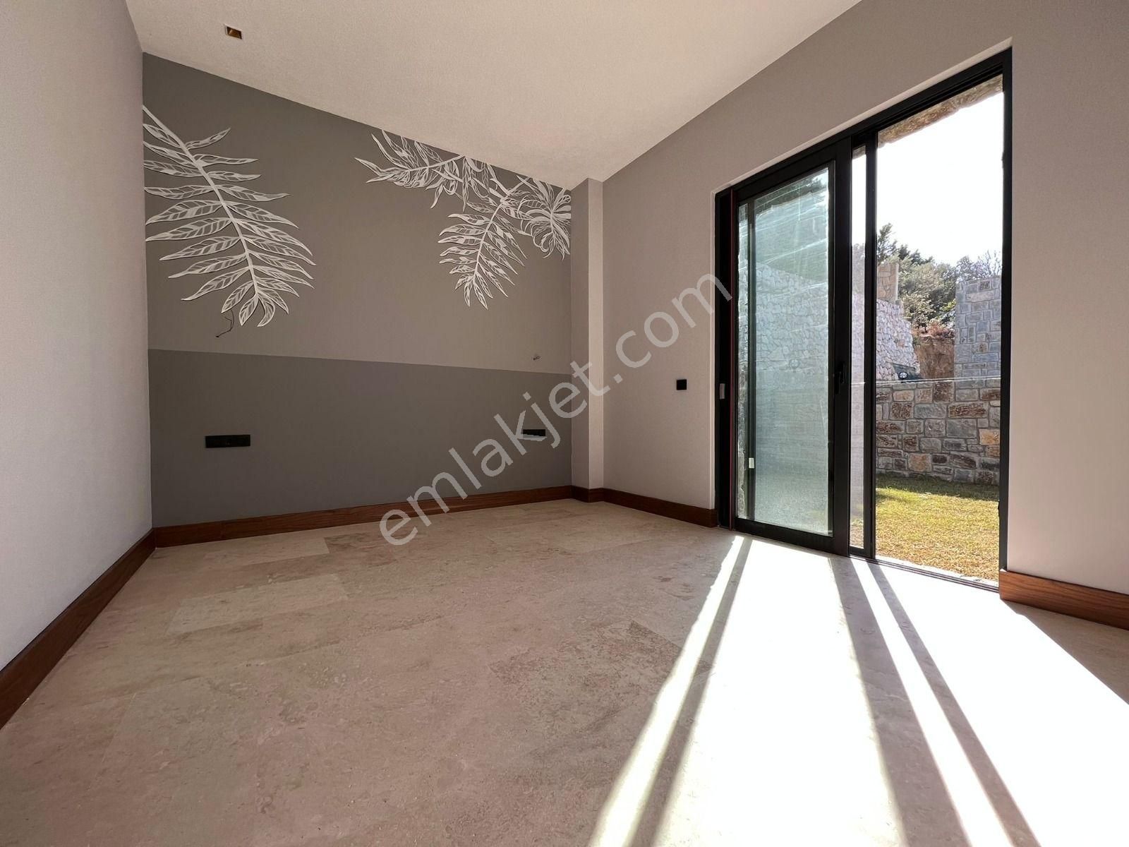 Bodrum Yalıkavak'ta Satılık Deniz Manzaralı 4+2 Müstakil Taş Villa - Görsel 21
