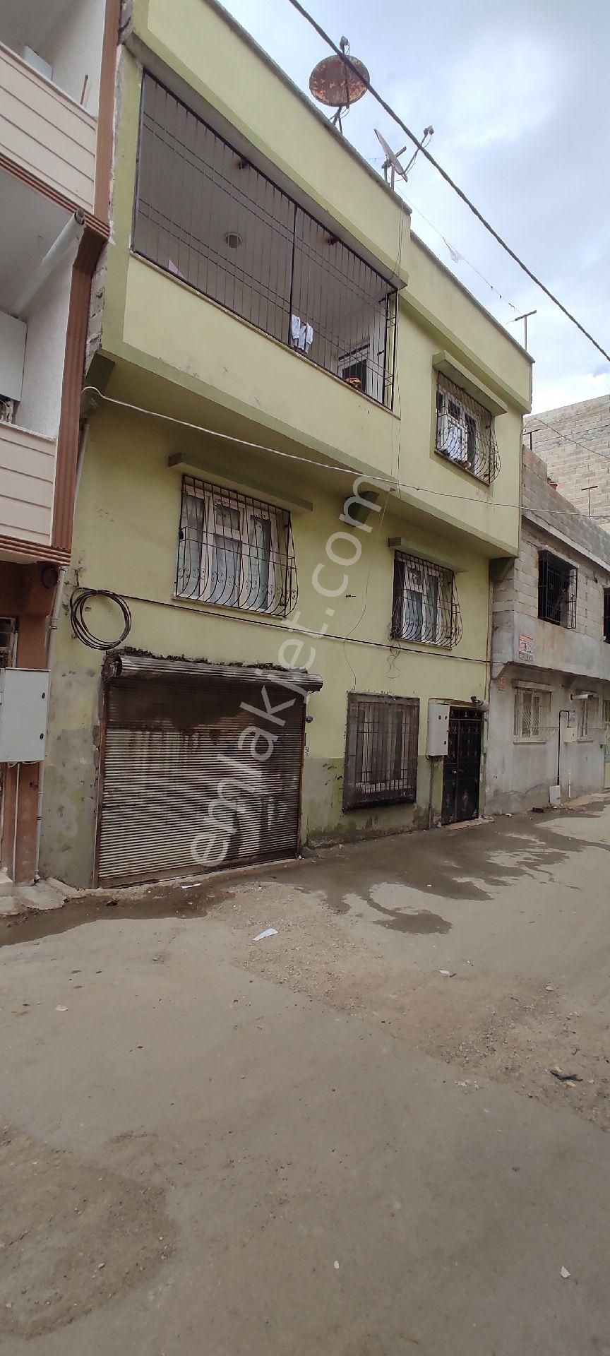 Şahinbey Güneş Satılık Daire Gaziantep güneş mahallesinde satılık 3 katlı müstakil ev 