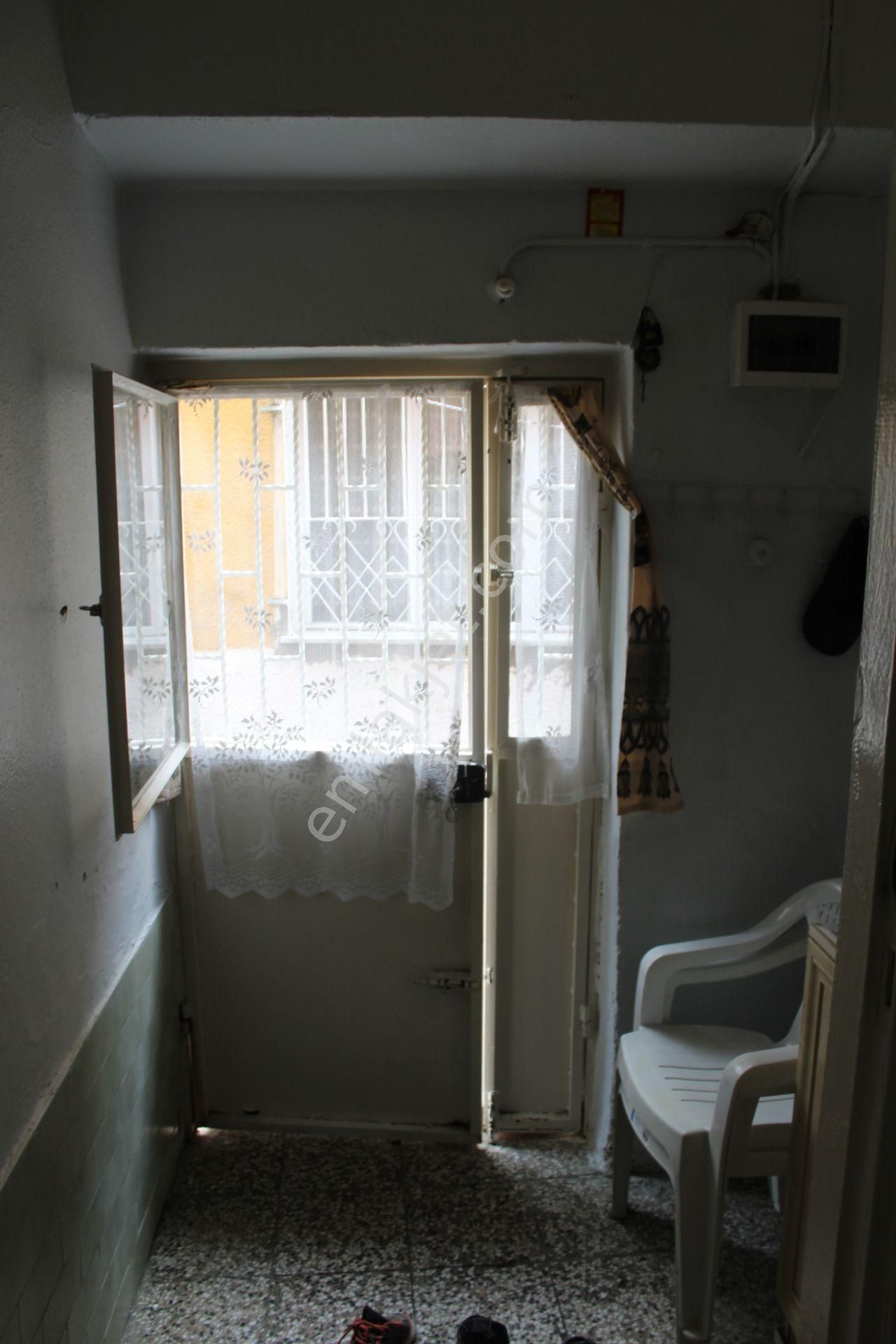 Ayvada'dan Ayvalık Merkez'de 2 Katlı Taş Rum Evi - Görsel 6