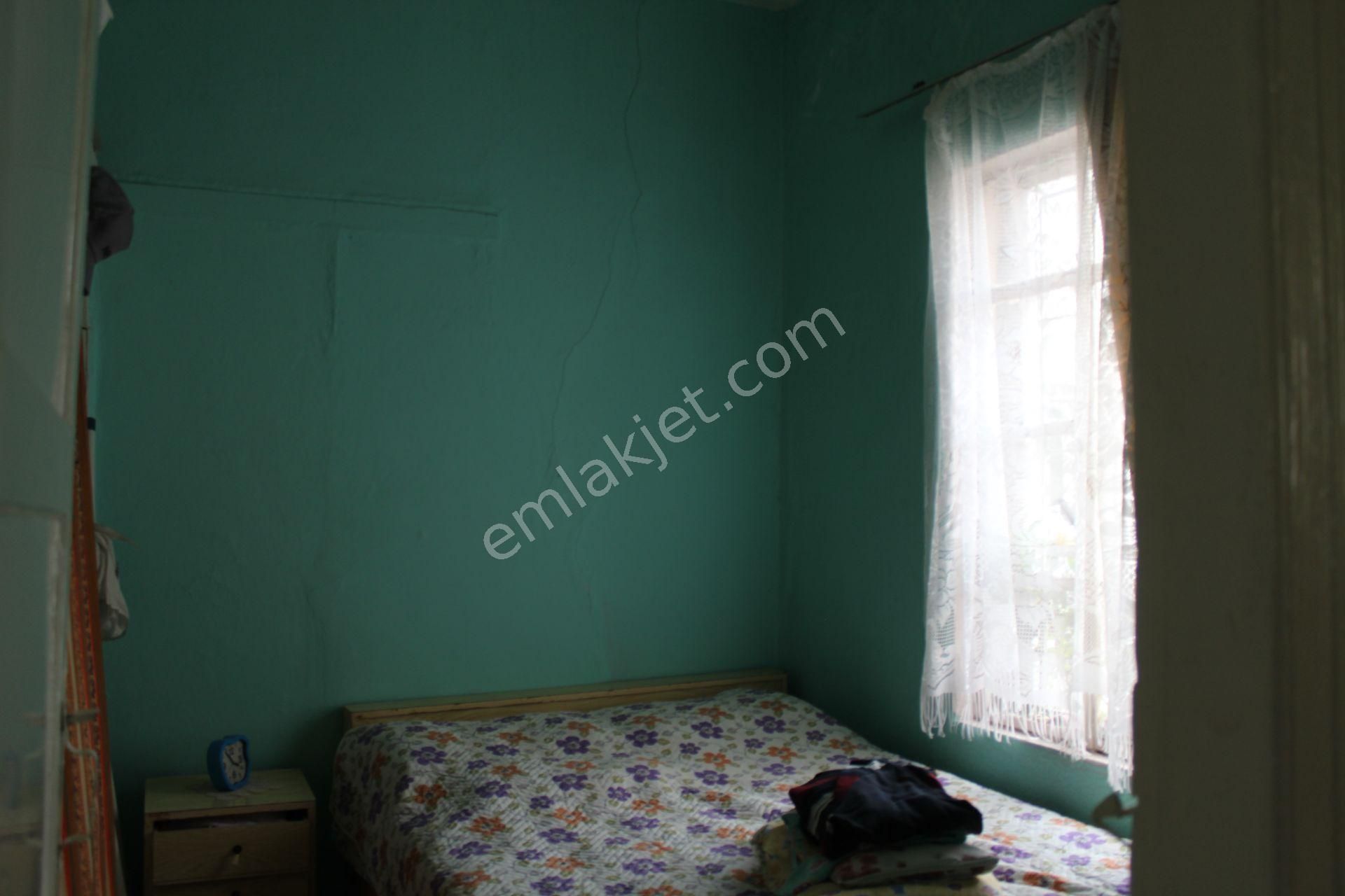 Ayvada'dan Ayvalık Merkez'de 2 Katlı Taş Rum Evi - Görsel 25