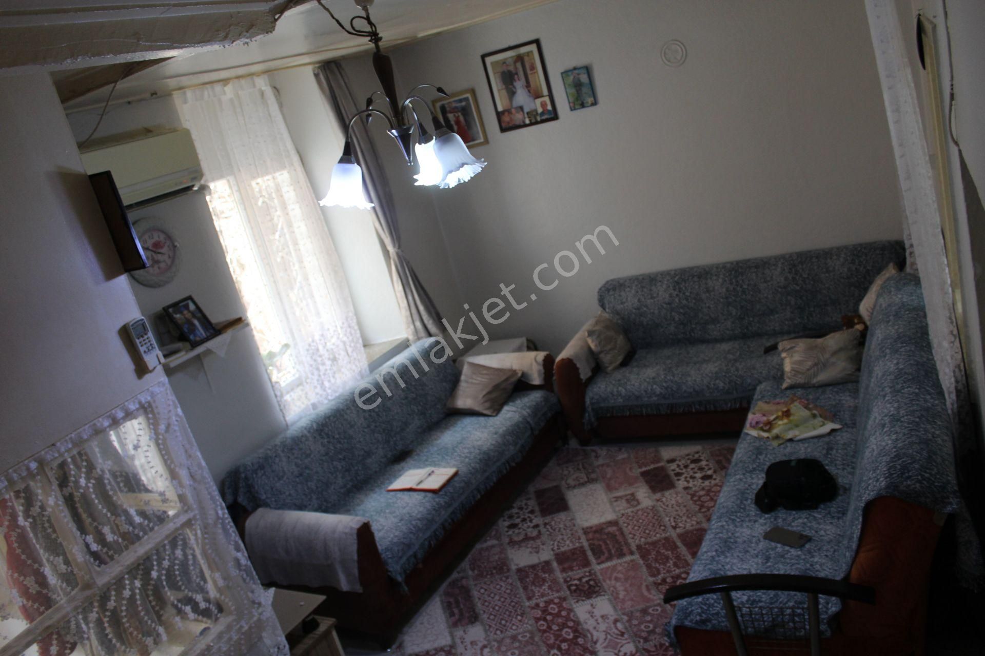 Ayvada'dan Ayvalık Merkez'de 2 Katlı Taş Rum Evi - Görsel 13