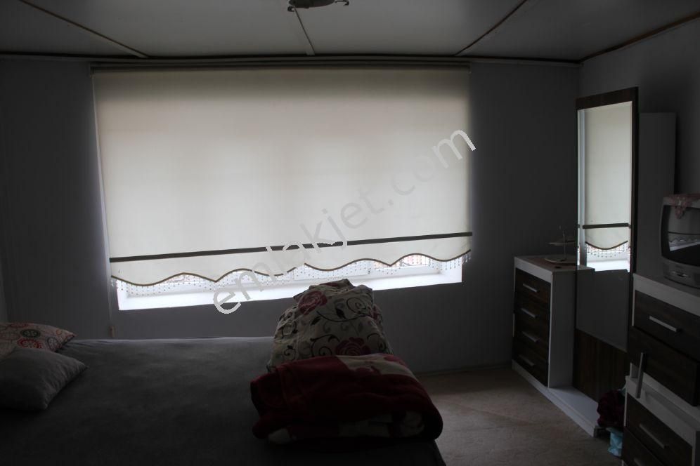 Ayvada Dan Ayvalık Merkezde Bakımlı Rum Evi - Görsel 10