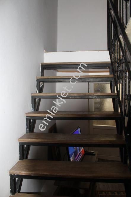 Ayvada Dan Ayvalık Merkezde Bakımlı Rum Evi - Görsel 9