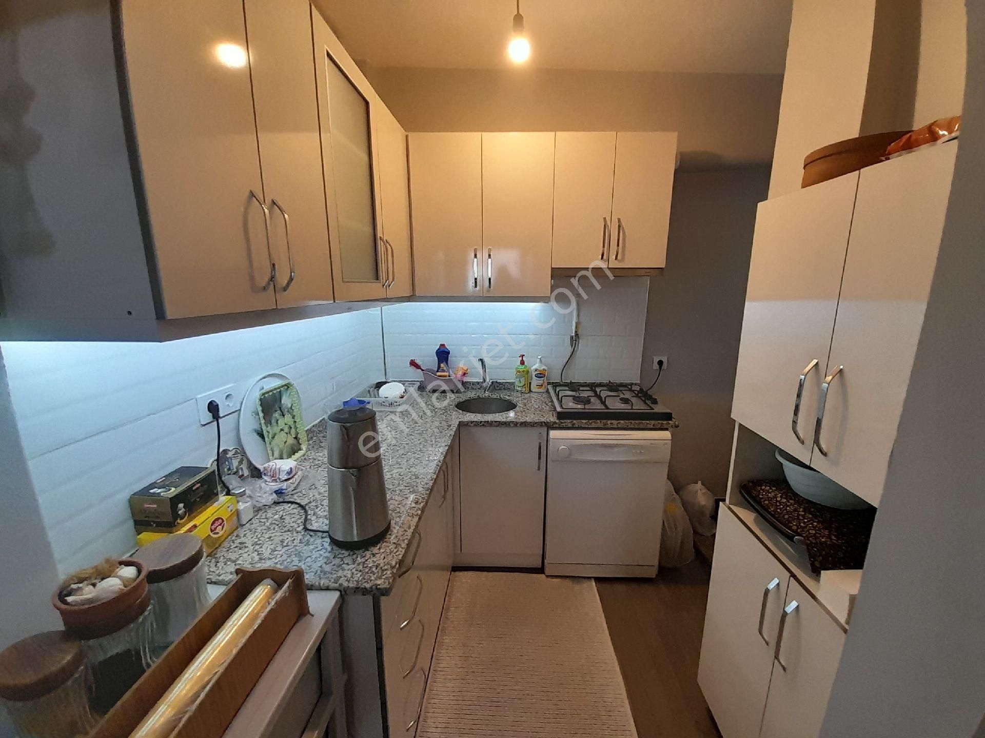 Kocamustafapaşa Sümbülefendi 2+1 Yapilı Temız Kat 2 Satılık Daire - Görsel 14