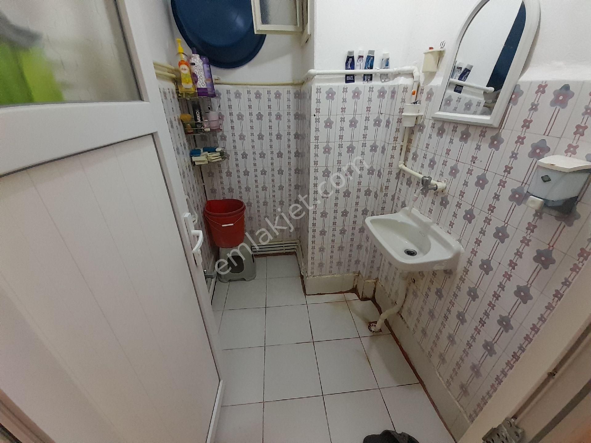 Kocamustafapaşa Sümbülefendi 2+1 Yapilı Temız Kat 2 Satılık Daire - Görsel 11