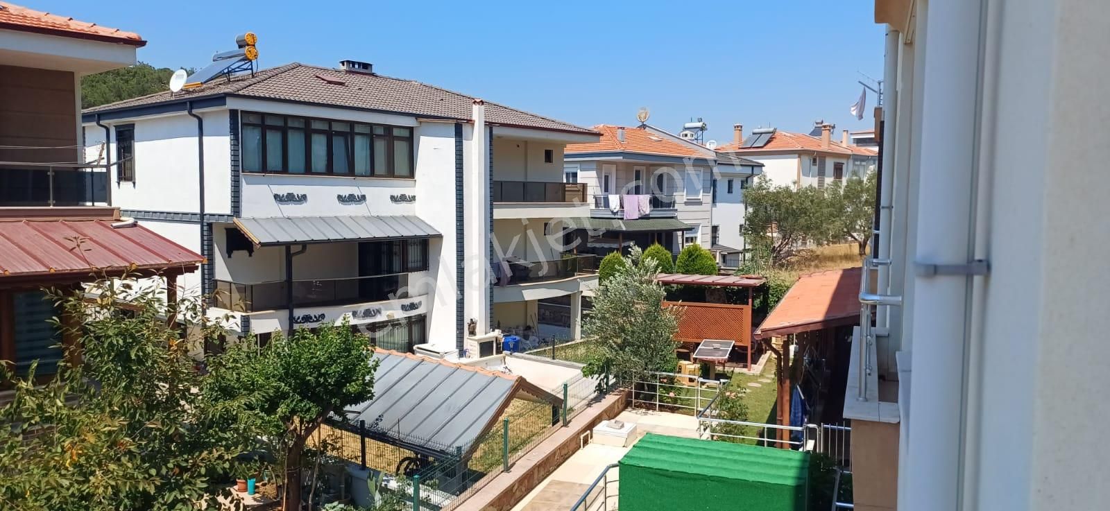 Ayvalık Küçükköy Satılık Daire  AYVALIK SARIMSAKLI'DA BAKIMLI 2.KAT DAİRE