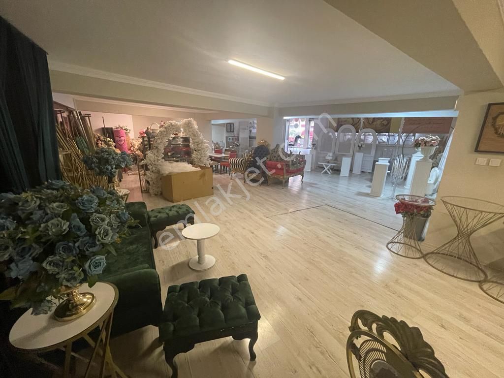 Sabri Pınarbaşı'dan Edremit Merkez'de Yatırımlık Satılık İşyeri - Görsel 7