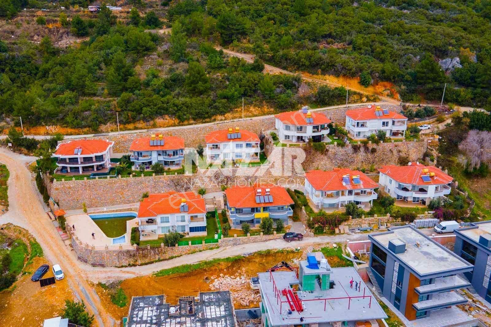 Alanya'da Satılık Deniz Ve Doğa Manzaralı İkiz Villa - Görsel 19