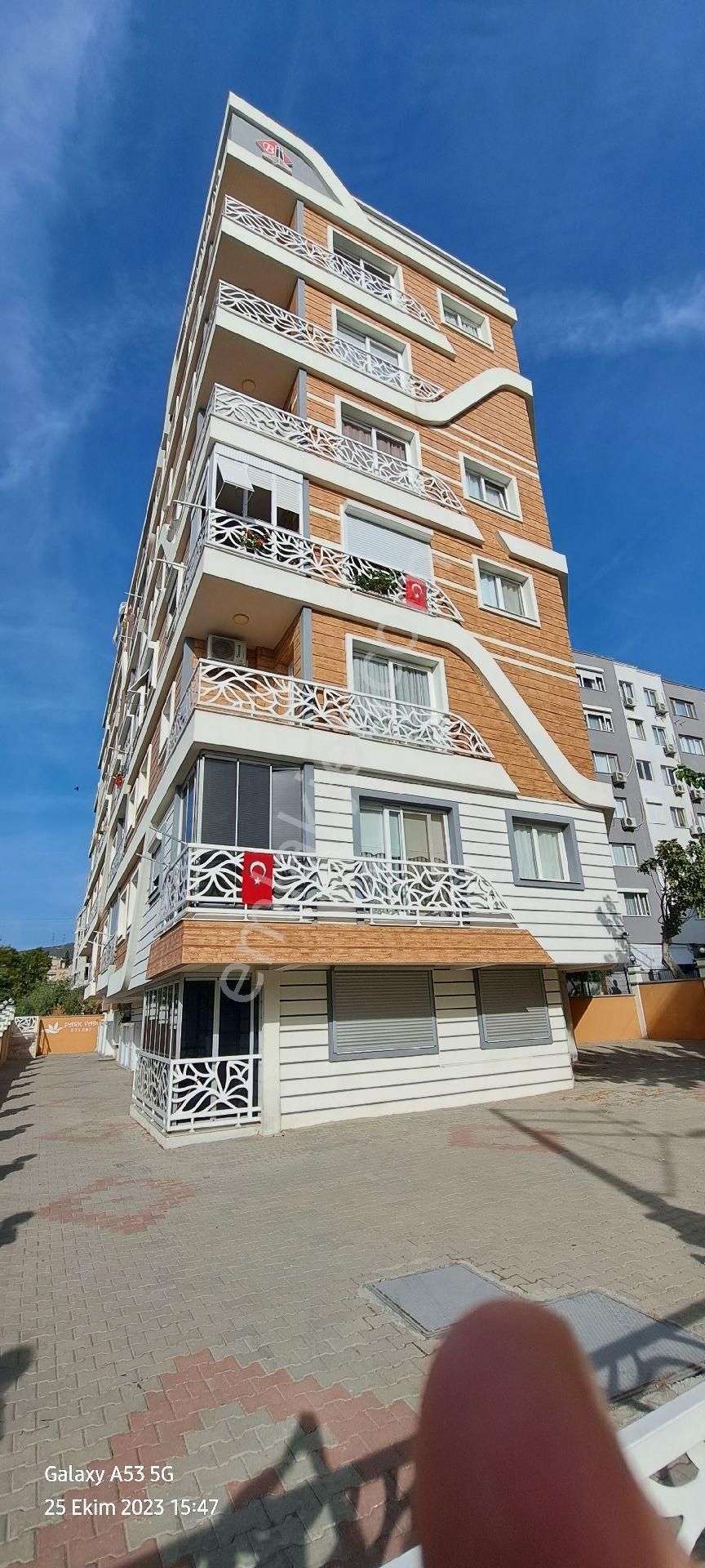 Bornova Ergene Satılık Daire BORNOVA DA 2+1 SATILIK EŞYALI LÜKS DAİRE 