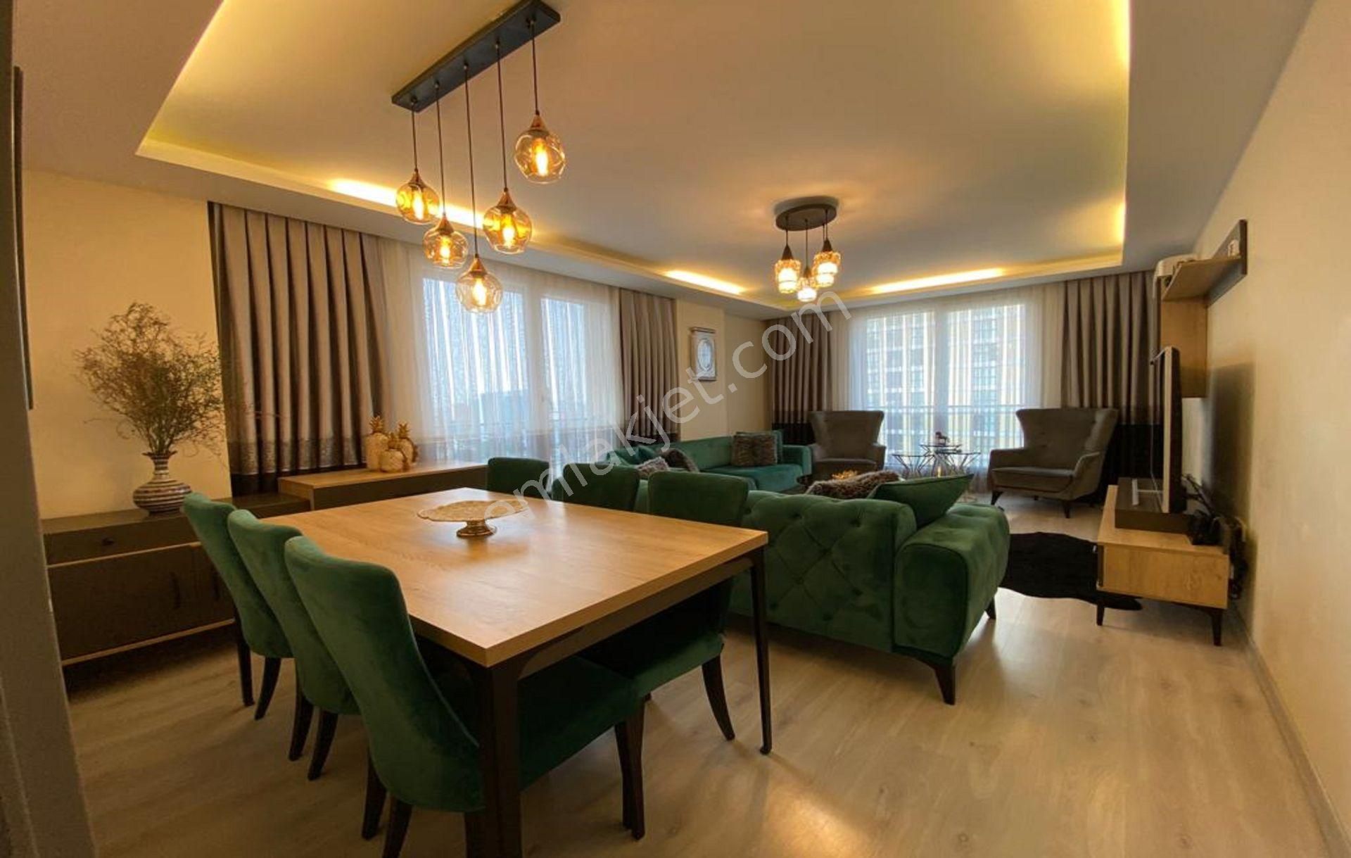 Bağcılar Göztepe Satılık Daire  BAĞCILAR MAHMUTBEY METRO YANI 3+1 135 M2 SATILIK 9.KAT DAİRE