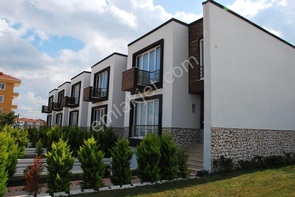 Silivri Cumhuriyet Satılık Villa  SİLİVRİ MERKEZ SATILIK VİLLA - M.Ç LA MAİSONETTE VİLLALARI