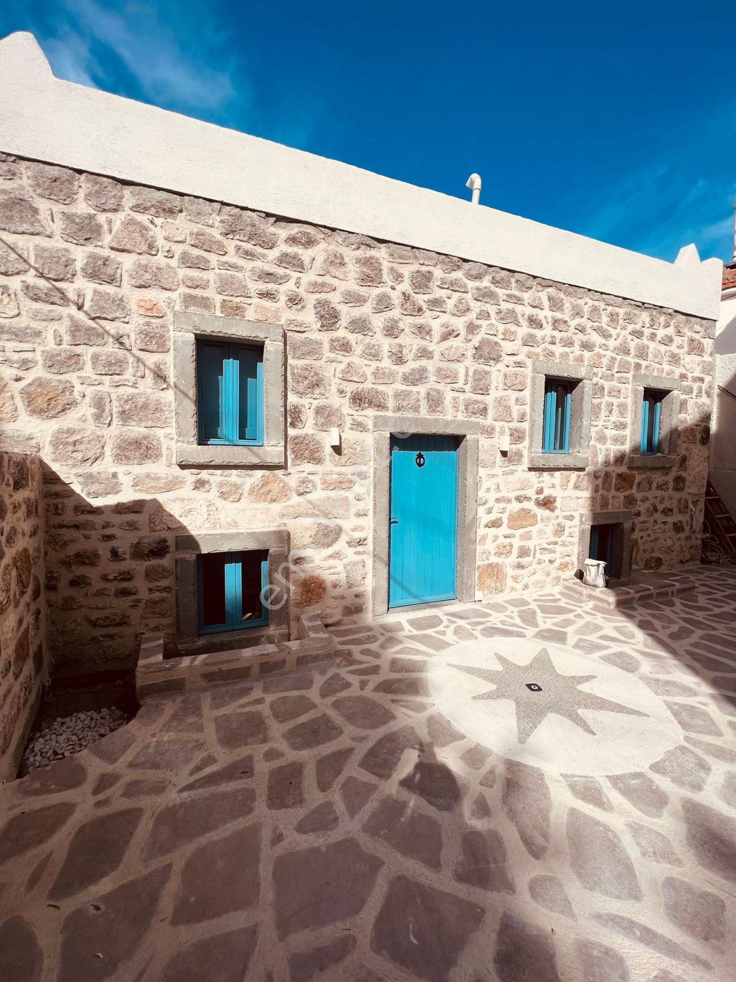 Bodrum Marina'da Yıllık Kiralık Taş Ev - Görsel 2