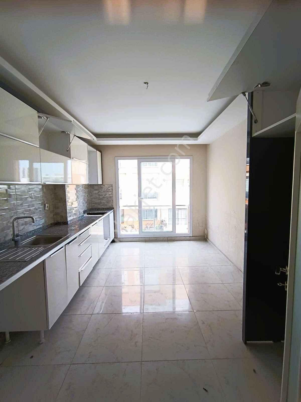 Tece''de Site İçerisin De Asansörlü Bağımsız Mutfak Ebeveyn Banyolu Geniş 3+1 Daire - Görsel 2