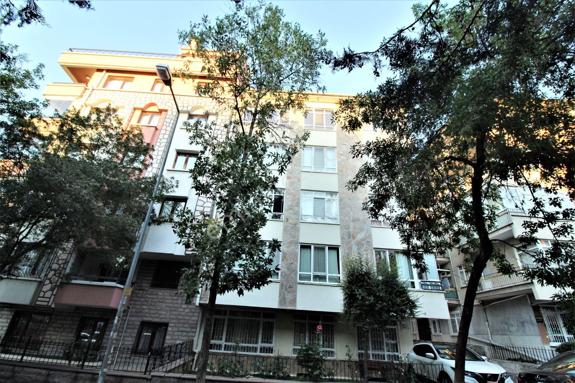 Çankaya Ayrancı Satılık Daire  AYRANCI SATILIK 3+1 DAİRE 145M2 GÜLERYÜZ SOKAK ÇANKAYA