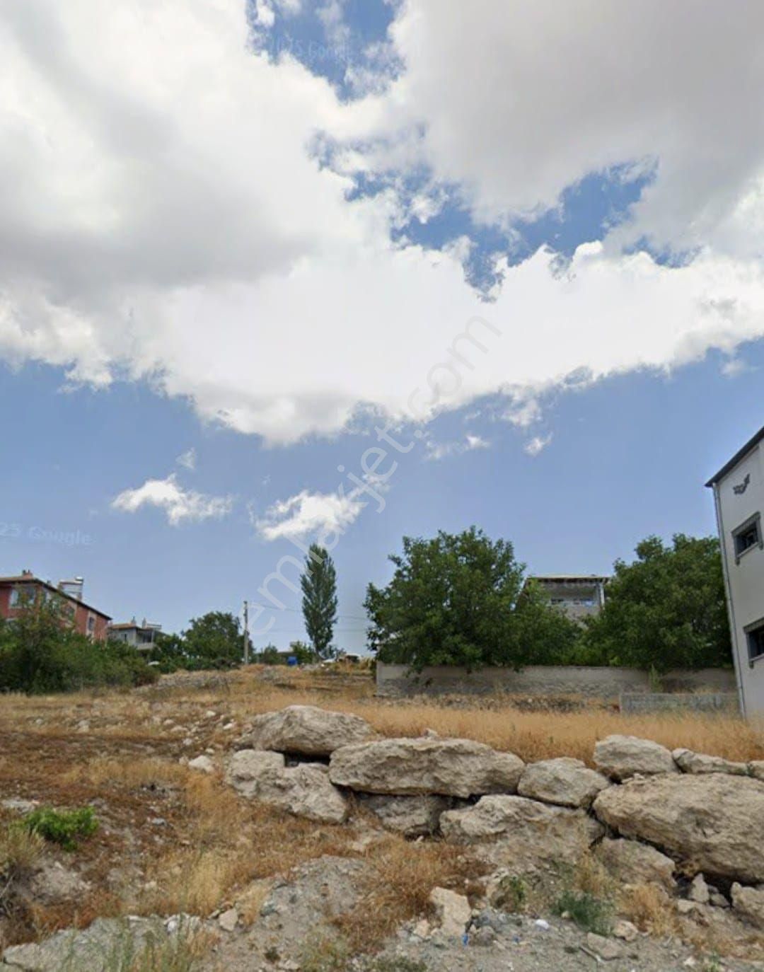 Çamardı Çarşı İçinde Satılık Arsa - Görsel 13