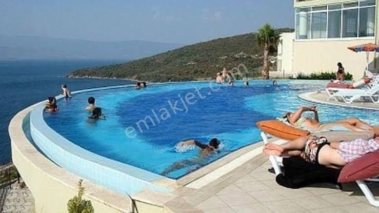 Muğla Bodrum Milas Arası Boğaziçi Adabükü'nde Bakımlı Private Teraslı Havuz Önü Satılık Üst Kat - Görsel 25