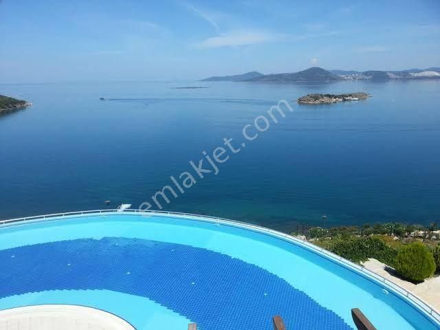 Muğla Bodrum Milas Arası Boğaziçi Adabükü'nde Bakımlı Private Teraslı Havuz Önü Satılık Üst Kat - Görsel 23