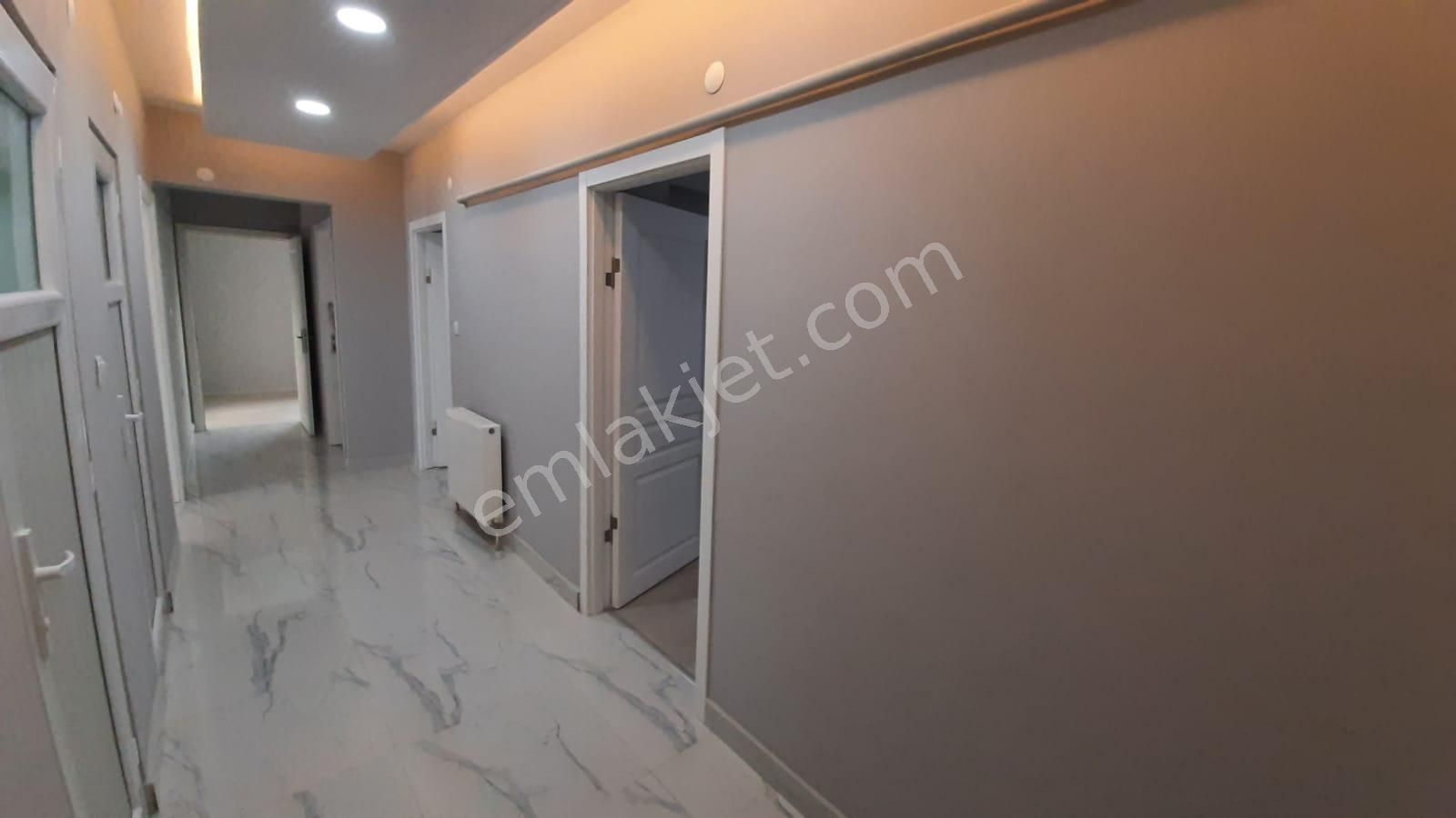 Mamak Bahçeleriçi Satılık Daire  MAMAK CAD SIFIR YAPILI SATILIK 3+1 DAİRE SEÇİLMİŞ GAYRİMENKUL