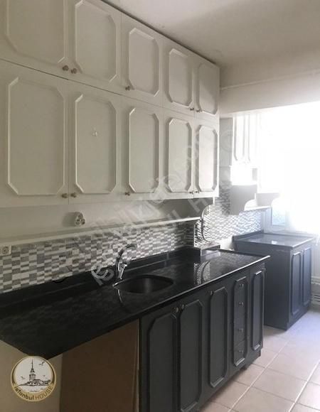İstanbul House'dan B.evler Bankacılar Sk'da 3+1 Ferah Köşe Daire