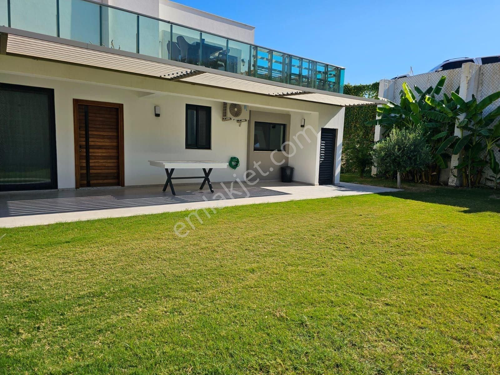 İzmir Çeşme Dalyan Denize Yakın Havuzlu Sitede Bahçeli Daire Rezidans - Görsel 17