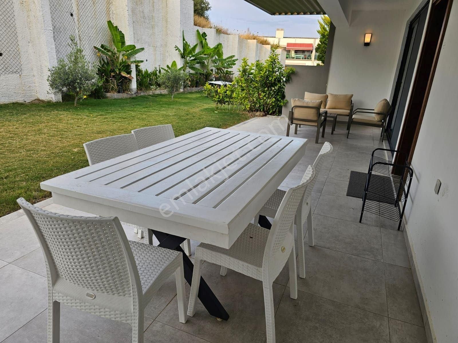 İzmir Çeşme Dalyan Denize Yakın Havuzlu Sitede Bahçeli Daire Rezidans - Görsel 24