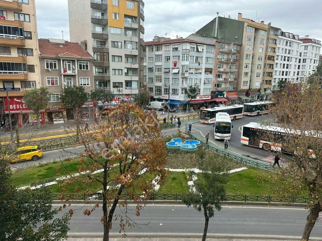 Odunpazarı Arifiye Satılık Daire ŞEHRİN EN GÜZİDE CADDESİNDE MERKEZİ KONUMDA SATILIK 3+1DAİRE 