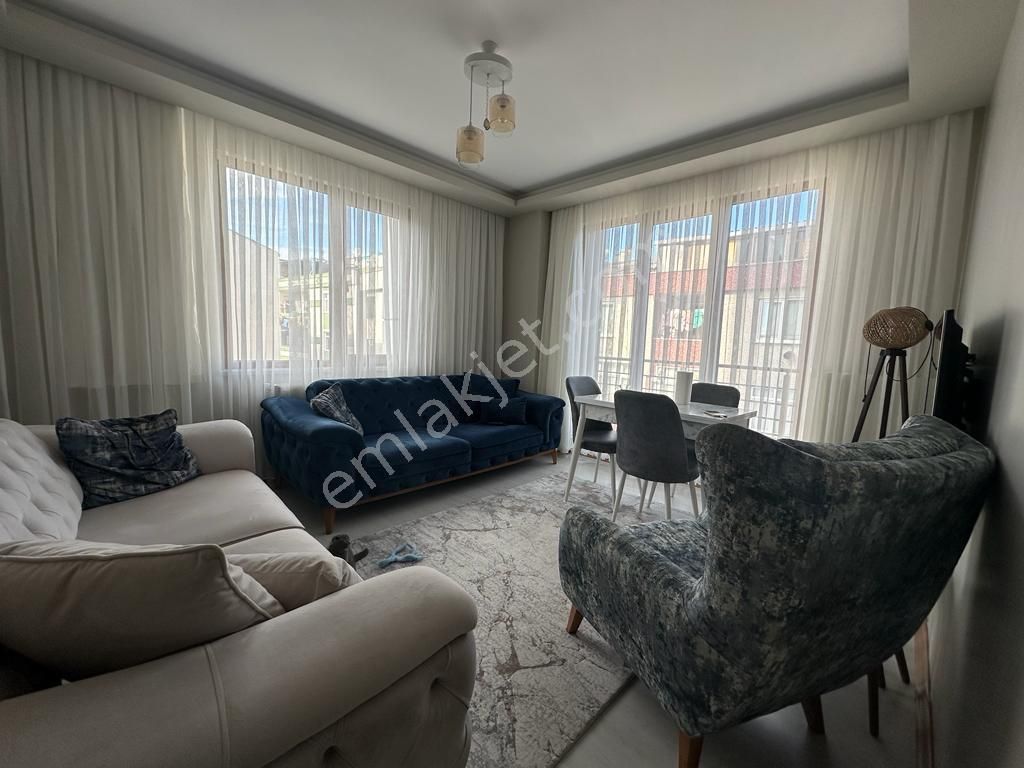 Bağcılar Güneşli Satılık Daire  BAĞCILAR  GÜNEŞLİ MAH ŞEHRİ İSTANBUL SİTESİNDE SATILIK 2+1 DAİRE