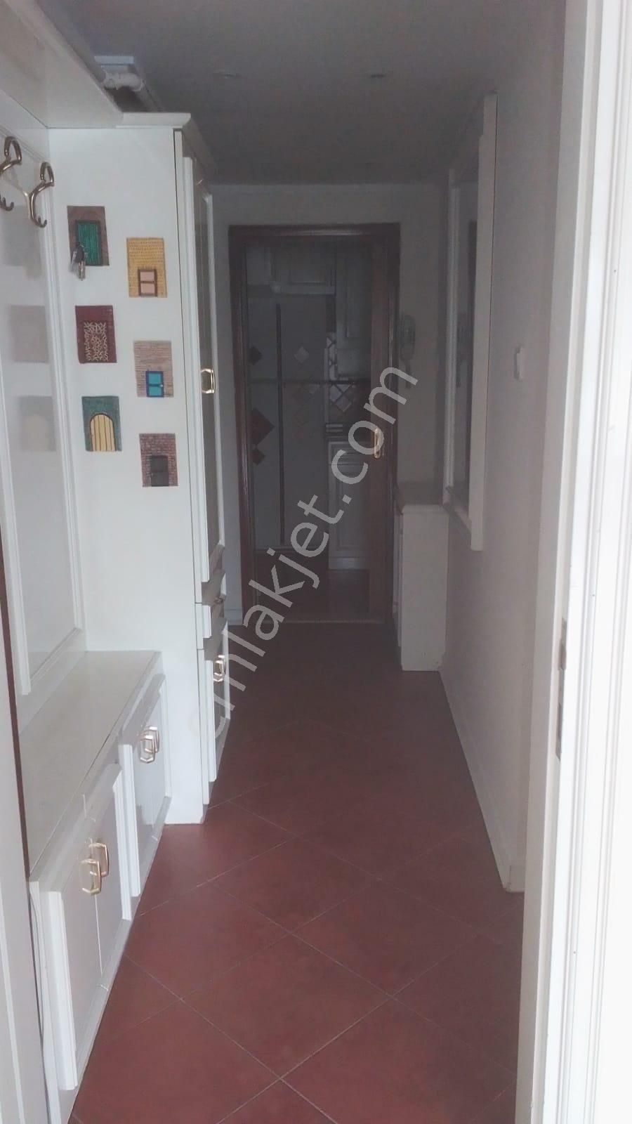 Kartal Sahilde Sıtede 2+1 Kat/1 Kombılı Asansor+denız Manzara+havuzlu . - Görsel 14