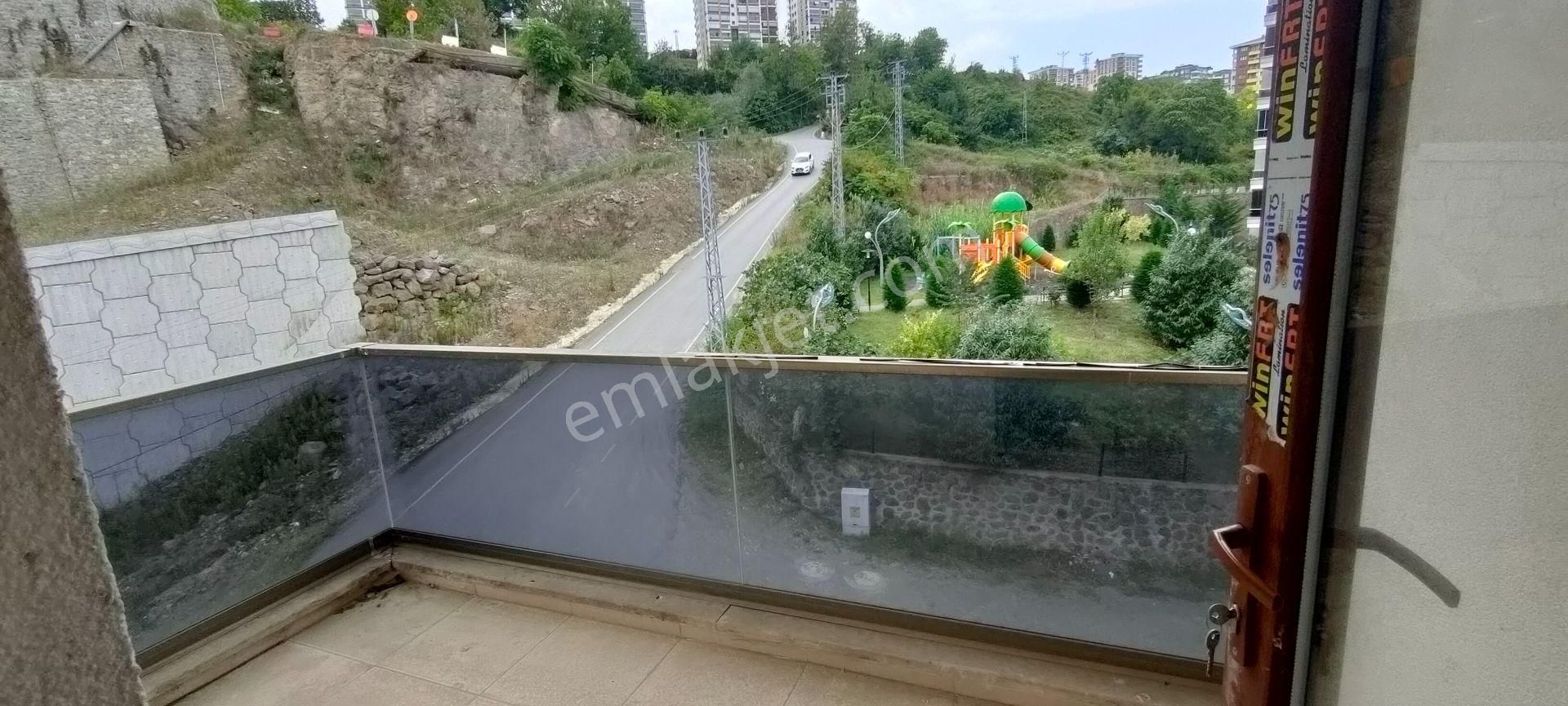 Yalıncak Ta Sahil Yoluna Çok Yakın Satılık Sıfır Lüks Daire - Görsel 2