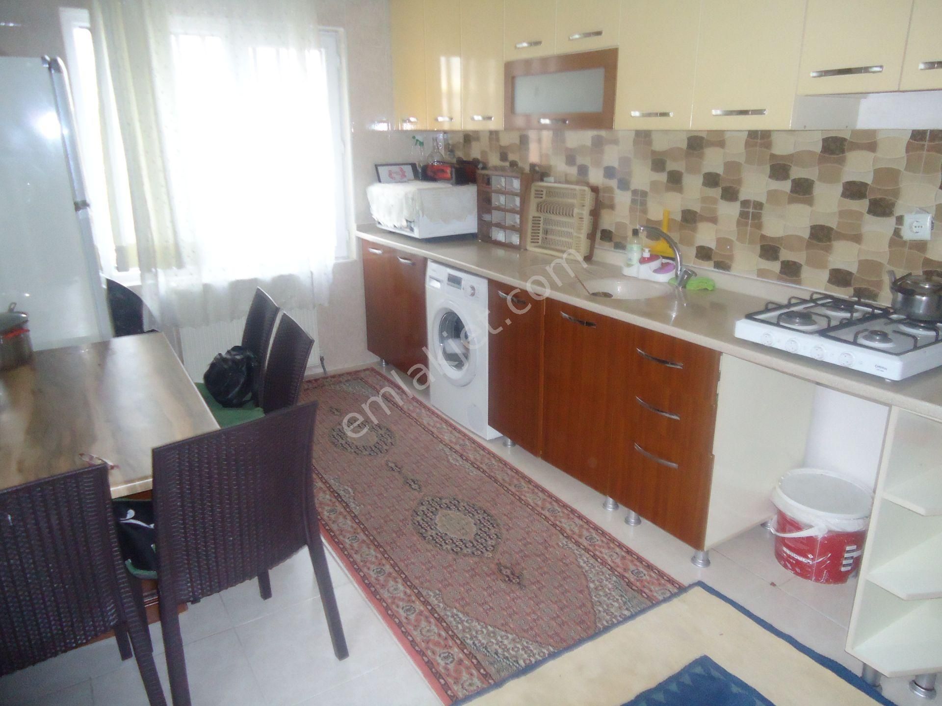 Mamak Altıağaç Satılık Daire  KRC'DEN ALTIAĞAÇ MAHALLESİNDE MERKEZİ KONUMDA ASANSÖRLÜ 4+1 SATILIK DAİRE