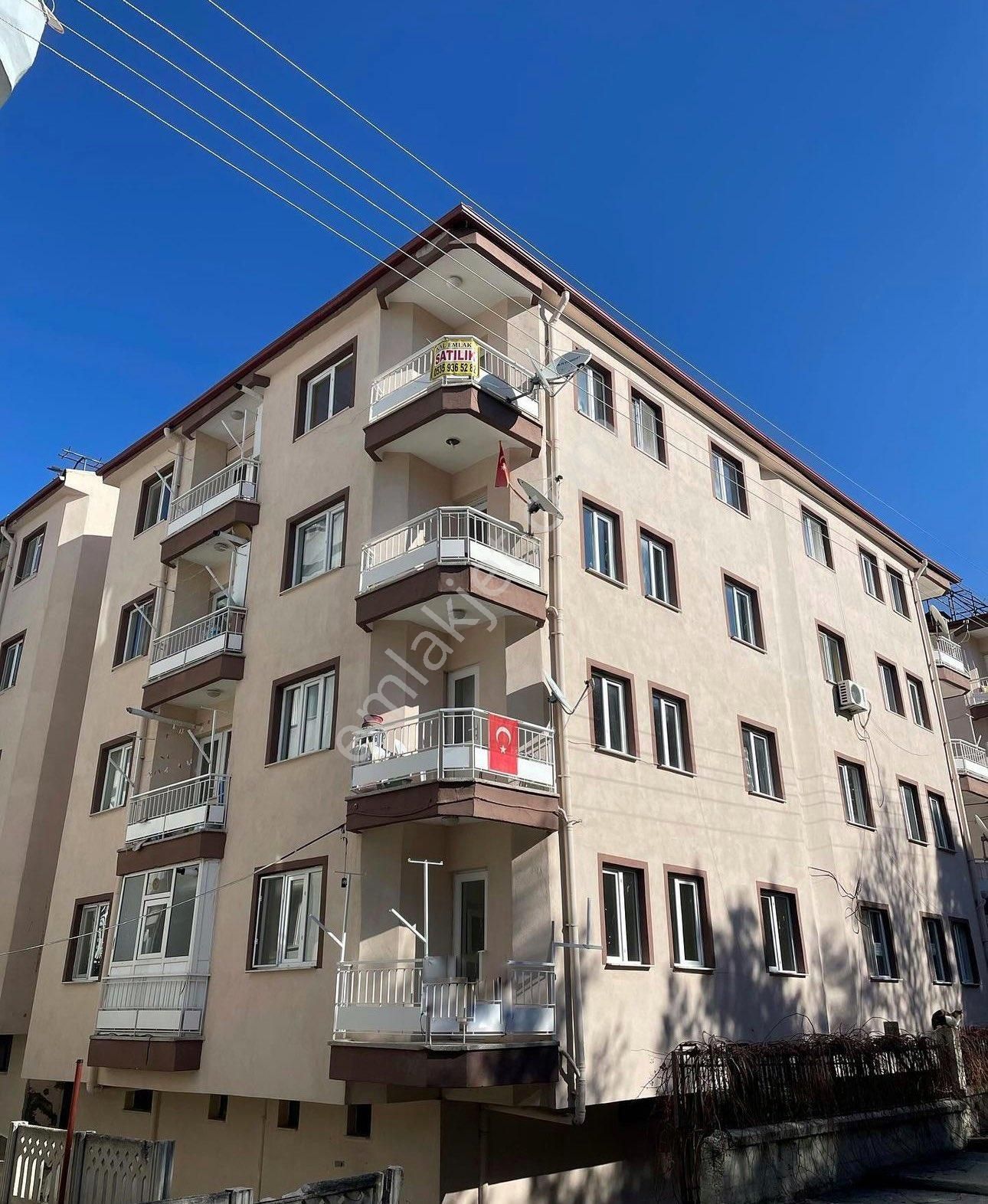 Burdur Merkez Emek Satılık Daire İNAL EMLAKTAN BAHÇELİEVLERDE SATILIK 3+1 130 M2 DAİRE