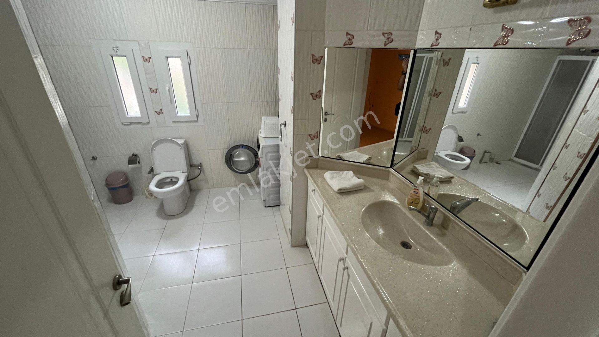 Marmaris Merkezde 4+1 Kiralık Villa - Görsel 12
