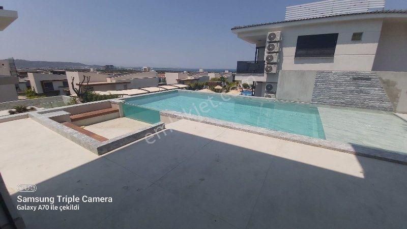 İzmir Çeşme Ilıcada Full Deniz Manzaralı Havuzlu 5+2 Lüks Müstakil Villa - Görsel 2
