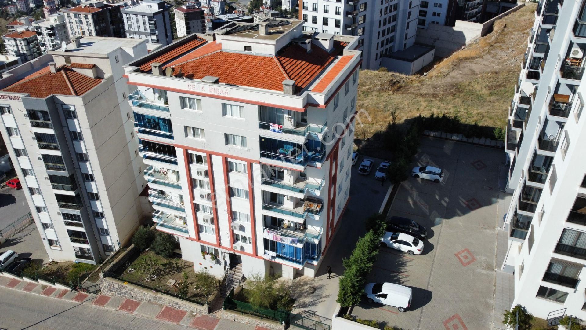 Çiğli Atatürk Satılık Daire  Remax Target'dan Egekent Mh' de Manzaralı, 3+1, Satılık Daire