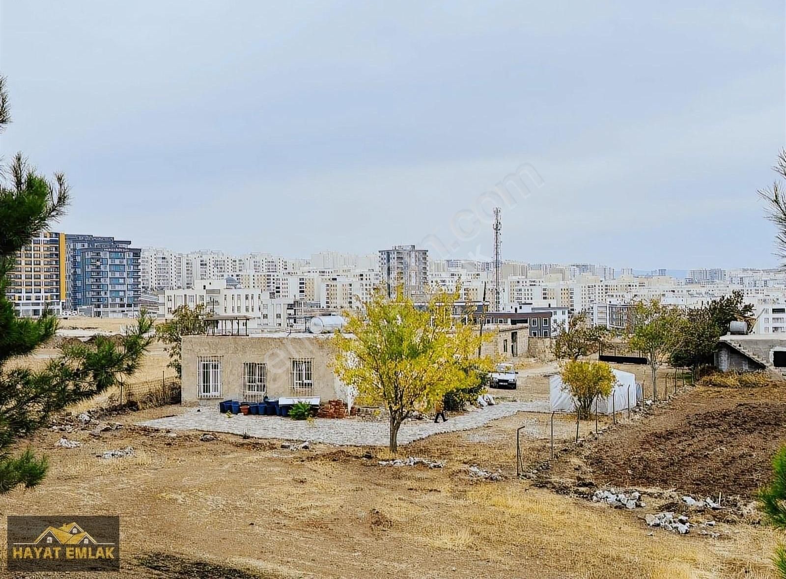 Karaköprü Seyrantepe Satılık Ticari İmarlı Hayat Emlak'tan Seyrantepe'de 10 Kat İmarlı 1.20 Ticari+konut