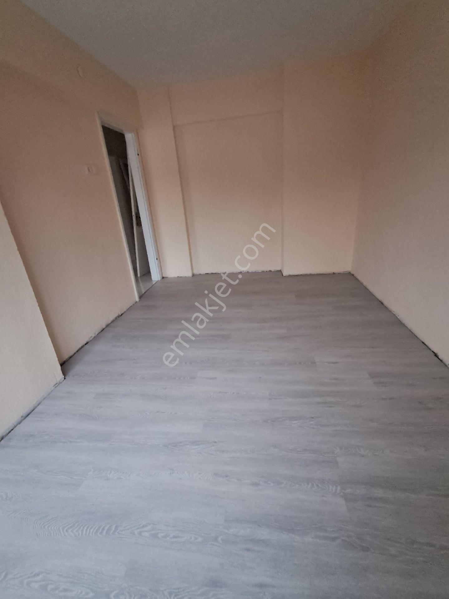Aydın Kadın Doğum Ve Diş Hastanesi. Diş Fakültesi Ve Sgk Binasına Yakın 3+1 Köşe Başı Daire - Görsel 12