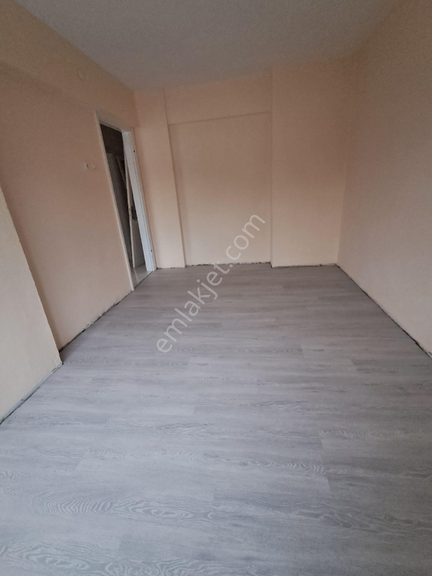 Aydın Kadın Doğum Ve Diş Hastanesi. Diş Fakültesi Ve Sgk Binasına Yakın 3+1 Köşe Başı Daire - Görsel 15