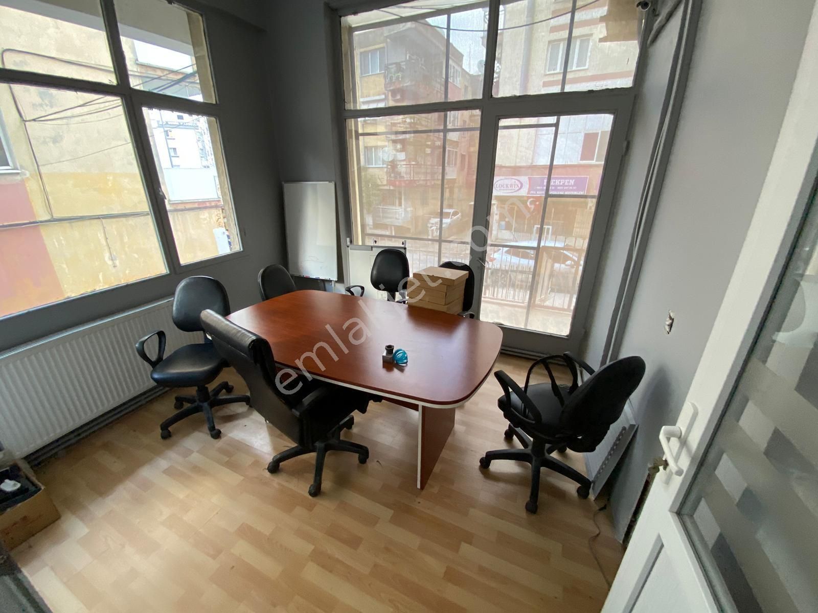 Acill Buca Hürriyet Mah.de Şirinyer Menderes Caddesi Üzerinde 280m2 Batarlı Kiracılı Dükkan - Görsel 12